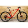 Kép 1/10 - Scott Scale 940 29 keveset használt carbon MTB kerékpár, L méret