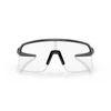 Kép 2/5 - sportszemuveg-oakley-sutro-lite-matte-carbon-clear-to-black-photochromic-0009463-2