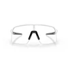 Kép 2/7 - sportszemuveg-oakely-sutro-lite-matte-white-clear-to-black-photochromic-0009463-2