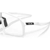 Kép 5/6 - sportszemuveg-oakely-sutro-matte-white-clear-to-black-photochromic-0009406-5