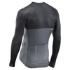 Kép 2/2 - hosszu-kerekparos-mez-northwave-blade-szurkefekete-back-l