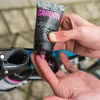 Kép 5/6 - Muc-Off Carbon Gripper paszta 75g