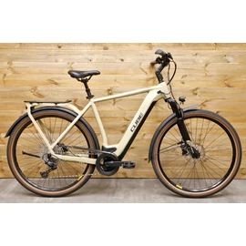 Cube Kathmandu Hybrid Pro 625 28 keveset használt alu Trekking eBike kerékpár, L méret