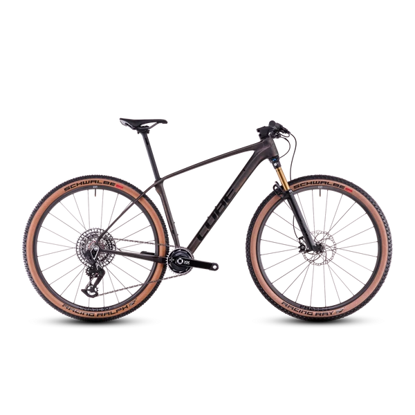 cube-phenix-c68x-slt-liquidlava-n-black-2025-carbon-mtb-kerekpar-m