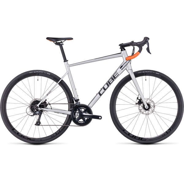 CUBE ATTAIN PRO Silver'n'Orange 28" 2023 Országúti kerékpár M