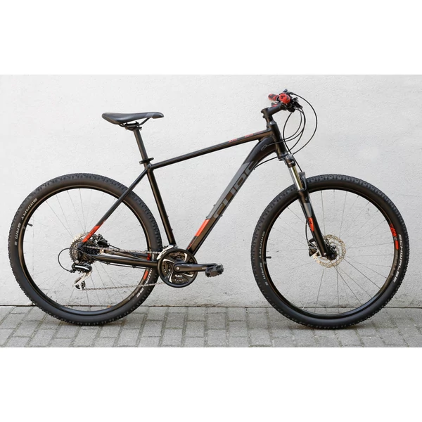 cube-aim-race-mtb-kerekpar