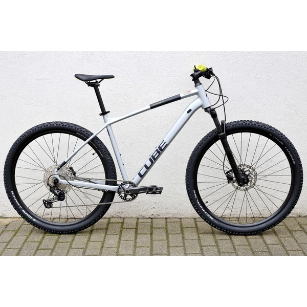 cube-attention-slx-mtb-kerekpar