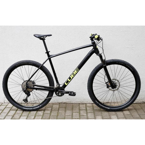 cube-race-on-mtb-kerekpar-xxl