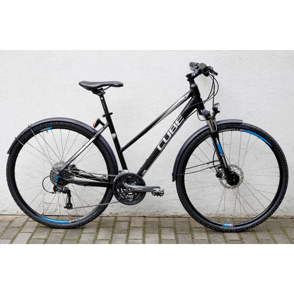 cube-curve-pro-allroad-trekking-kerekpar
