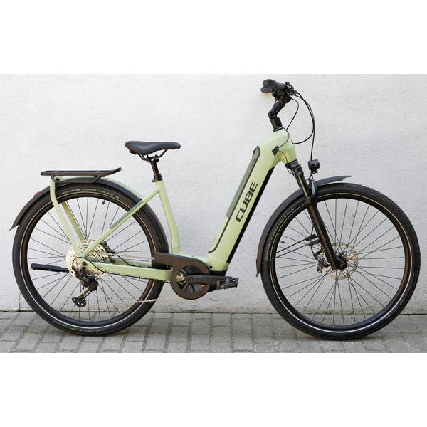 cube-kathmandu-hybrid-slx-750-trekking-ebike-kerekpar