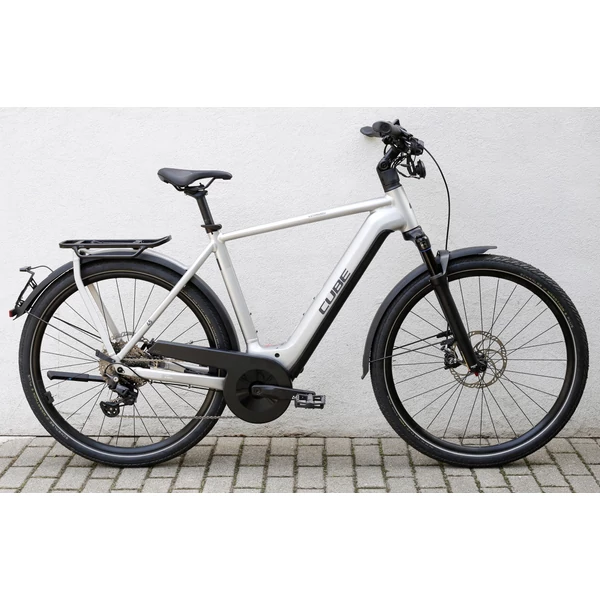 cube-kathmandu-hybrid-45-750-ujszeru-spedelec-kerekpar