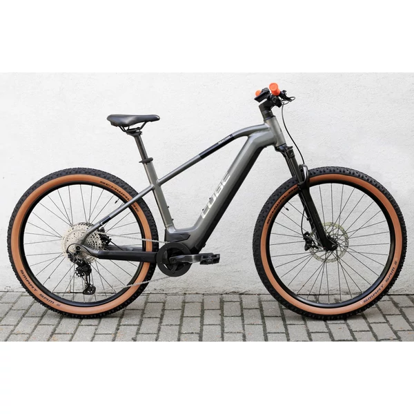 cube-reaction-hybrid-race-750-ebike-kerekpar-XL
