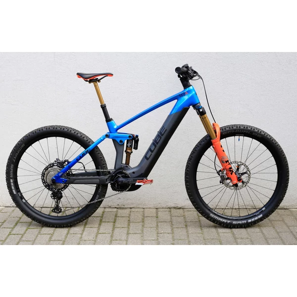 cube-stereo-hybrid-160-hpc-actionteam-fully-carbon-ebike-kerekpar