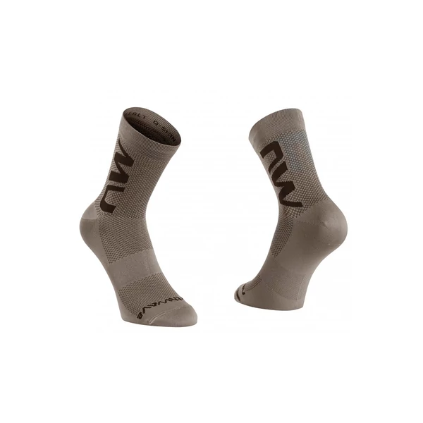 zokni-northwave-extreme-air-mid-homok-s